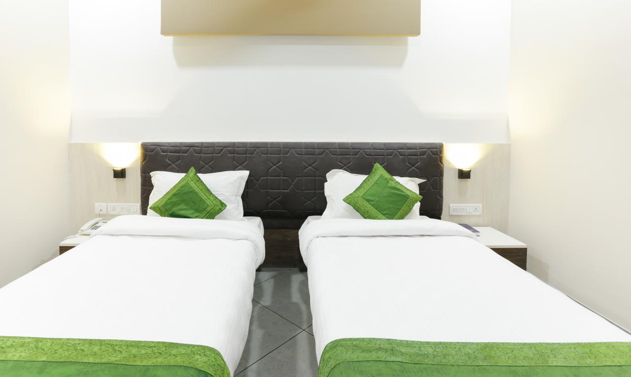 Treebo Trend Grace Residency Hotel Ченай Екстериор снимка