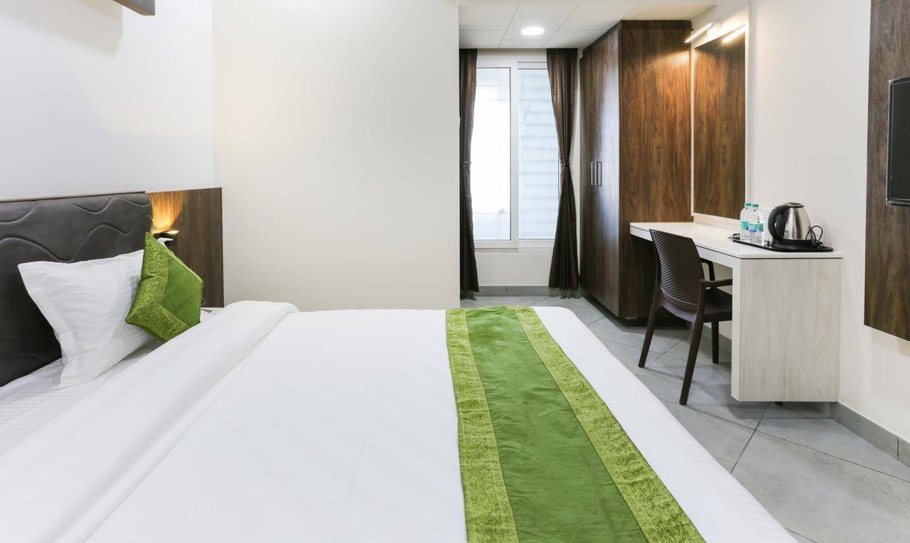 Treebo Trend Grace Residency Hotel Ченай Екстериор снимка