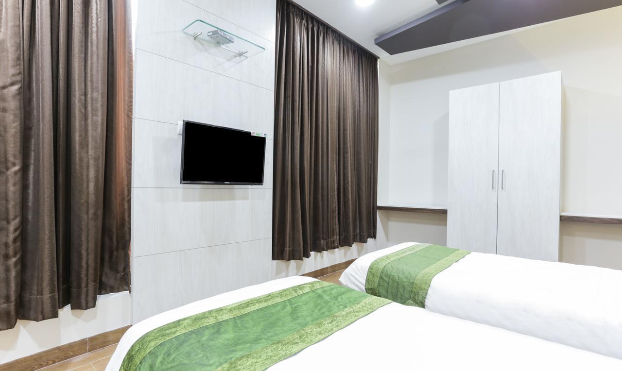 Treebo Trend Grace Residency Hotel Ченай Екстериор снимка