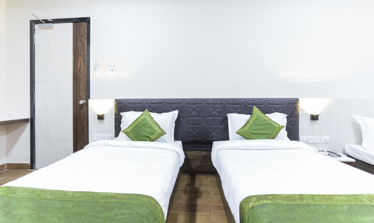 Treebo Trend Grace Residency Hotel Ченай Екстериор снимка